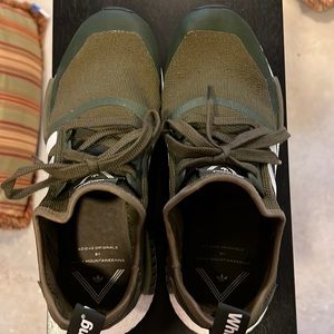 **🔥PRICE DROP🔥** Adidas x White Mountain Engineering EUC